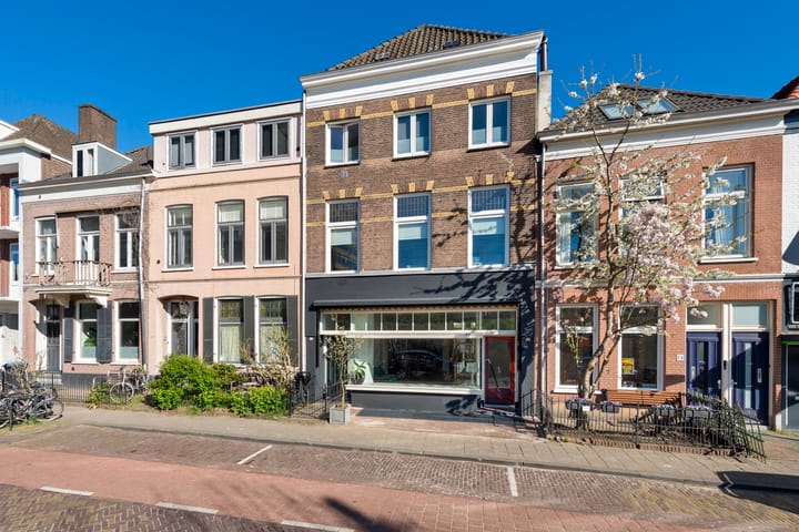 Sonsbeeksingel 67