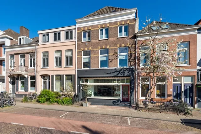 Sonsbeeksingel 67