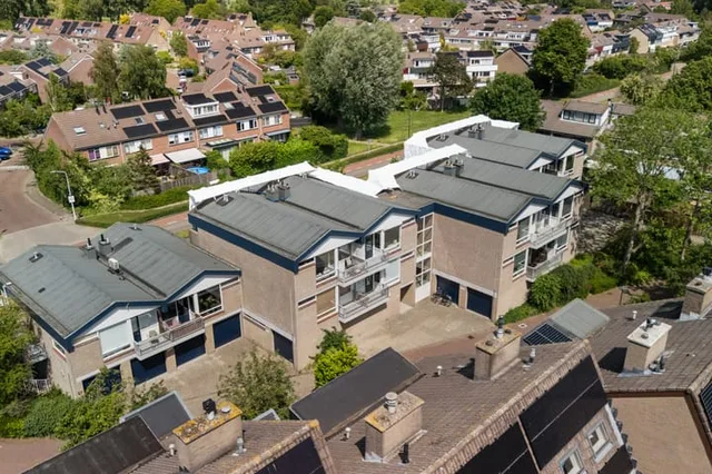 Hommelveld 77