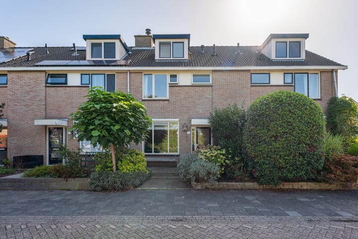Hella Haasseplantsoen 24