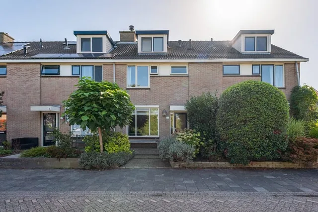 Hella Haasseplantsoen 24