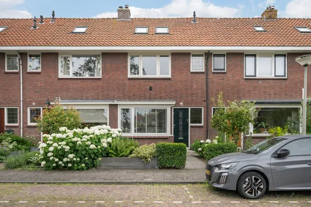 Surinamesingel 45