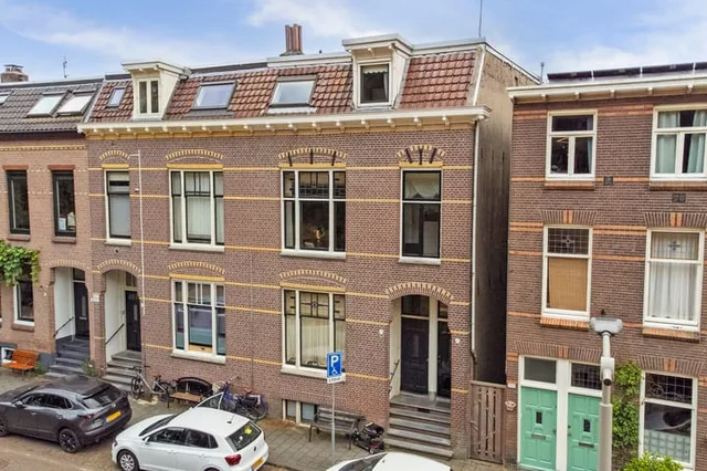 Klarenbeekstraat 107
