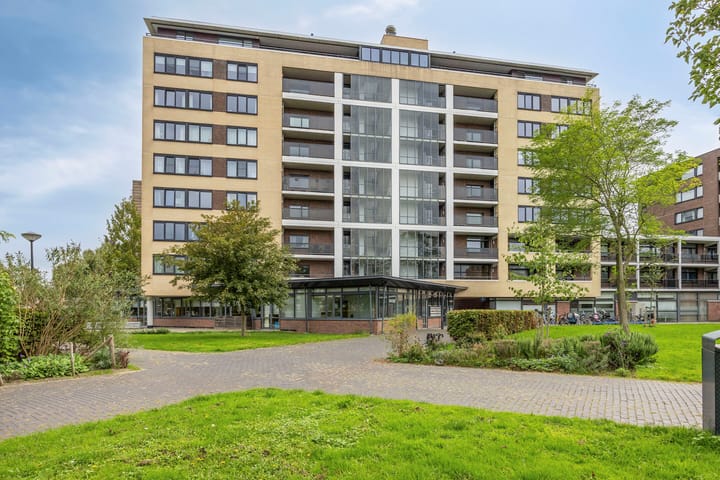Lasserstraat 20