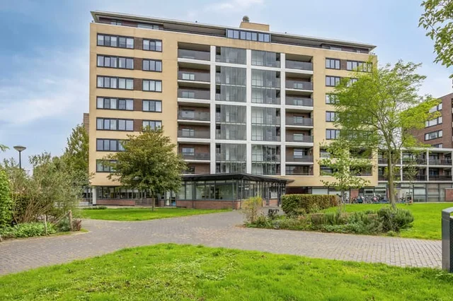 Lasserstraat 20