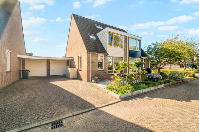 Jan van der Benstraat 38
