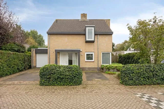 Dr. J.M. den Uylstraat 53