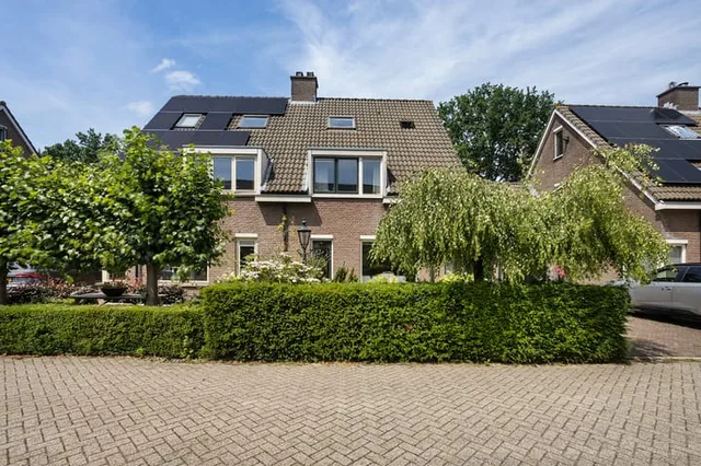 Reespoor 28