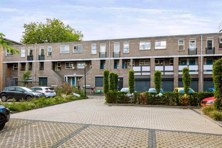 Hofdwarsstraat 12
