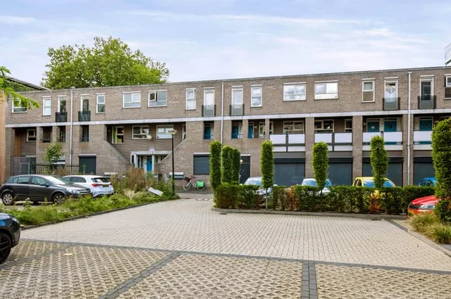 Hofdwarsstraat 12