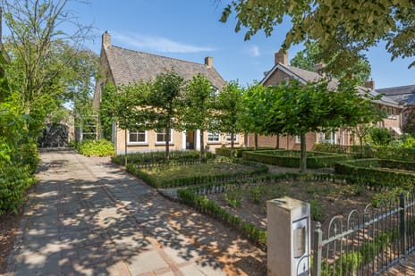 Stationsstraat 27