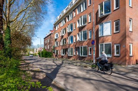 M.A. de Ruyterstraat 4