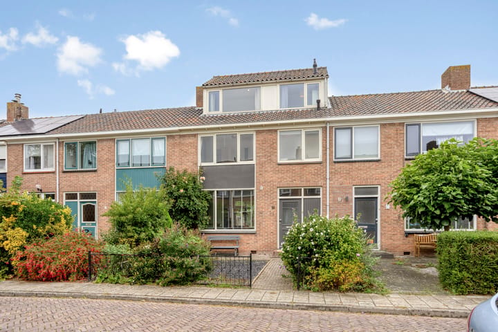Adelaarstraat 68