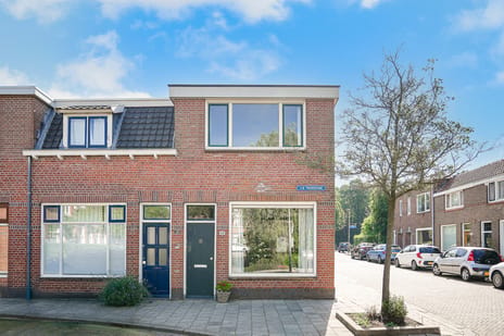 Van der Helststraat 48