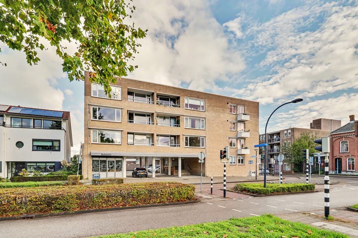 Burgemeester van der Klokkenlaan 85