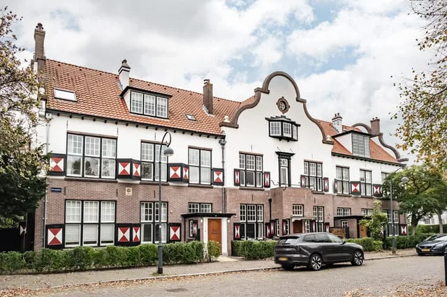 Oranjeplein 1
