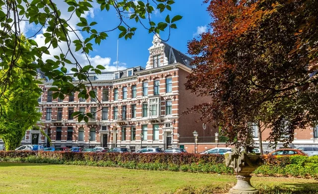 Koningin Emmaplein 15-c