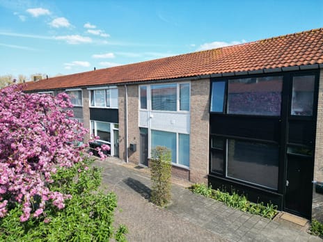 Gouverneurstraat 26