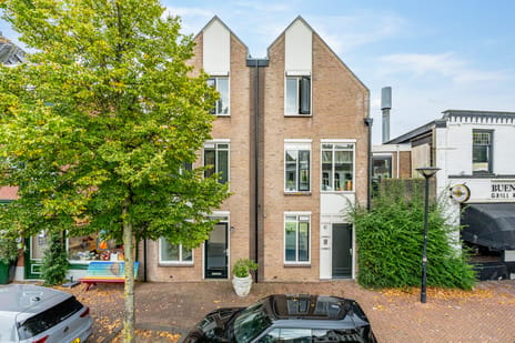 Dorpsstraat 25