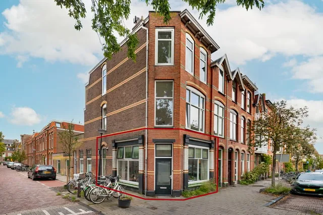 Drie Octoberstraat 45