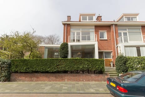 Van Dorpstraat 21