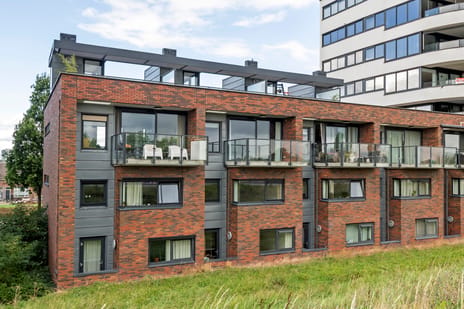 G.J. Petersstraat 27