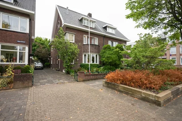 Oranjeplein 9