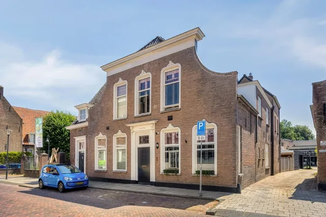 Grotestraat 128