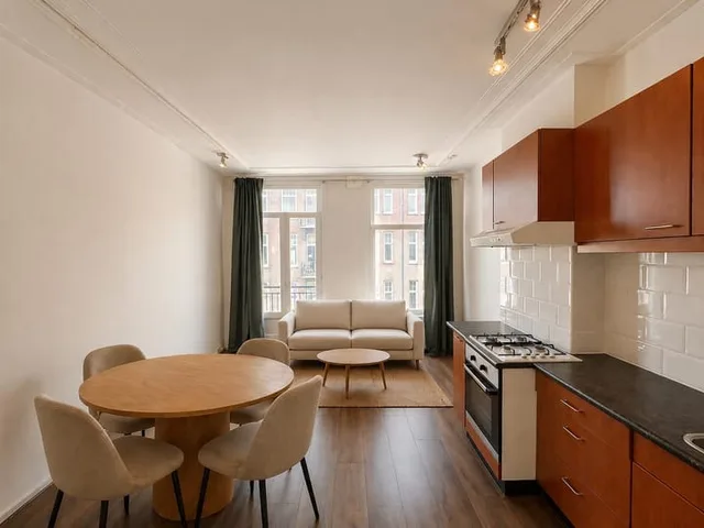 J.J. Cremerstraat 9-2
