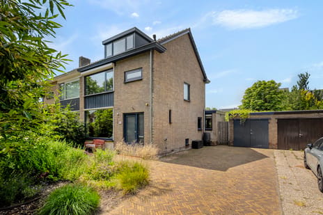 Maasstraat 10