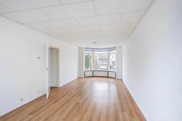 J A Alberdingk Thijmstraat 69-B