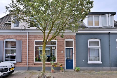 Spoorstraat 38