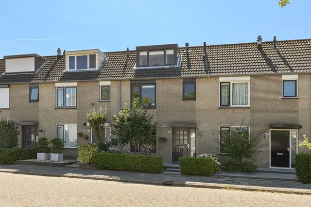 Bizetstraat 12
