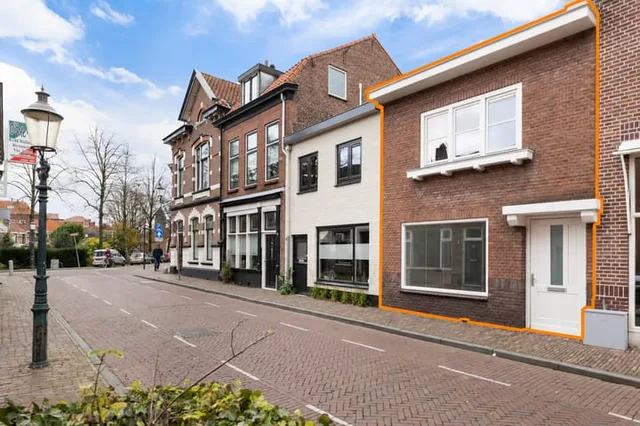 Sint Andriesstraat 8