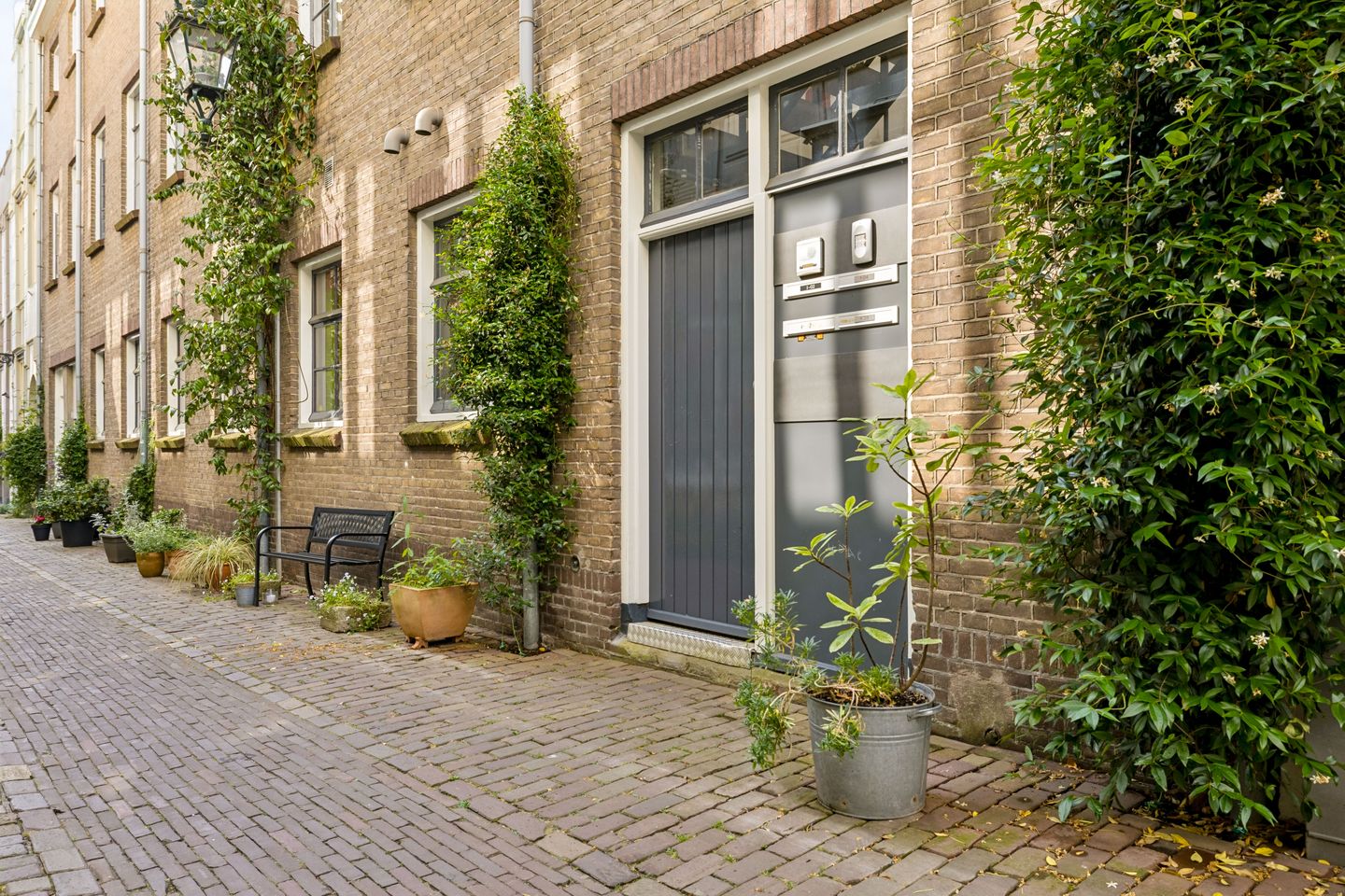 Breedesteeg 1-01