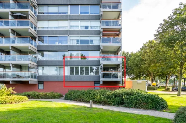 P.J. Oudstraat 126