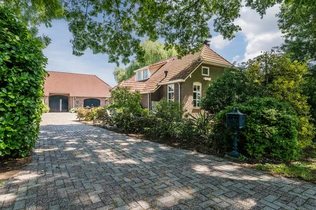 Stegerensallee 44