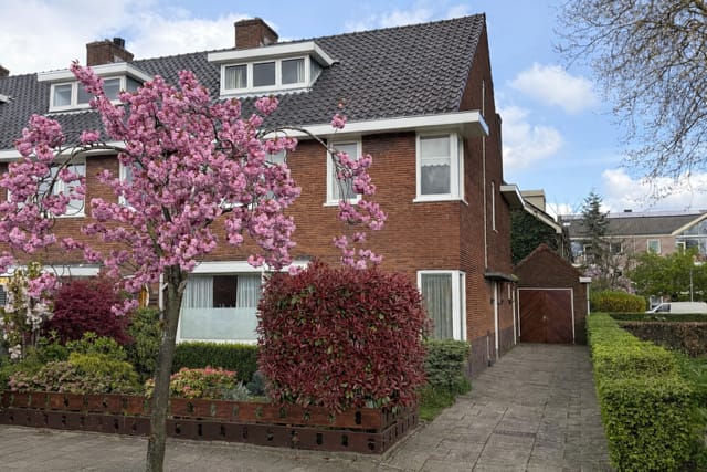 Linnaeuslaan 8