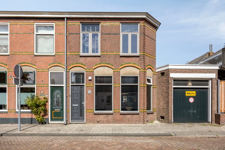 Maerten Trompstraat 2