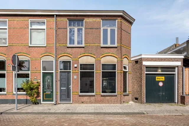Maerten Trompstraat 2