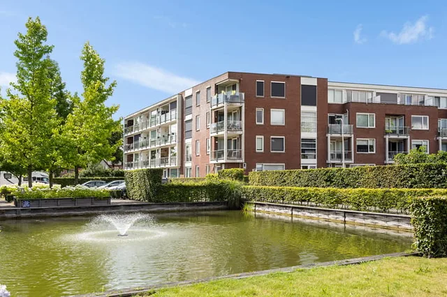 Mr. S. van Houtenstraat 17