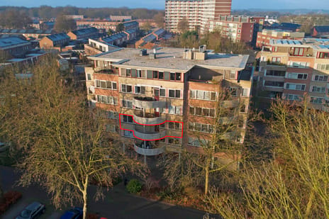 Alfridahof 8