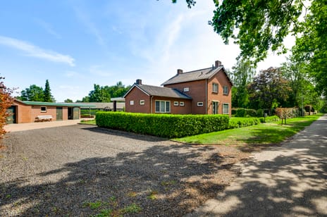 Grotesteeg 27