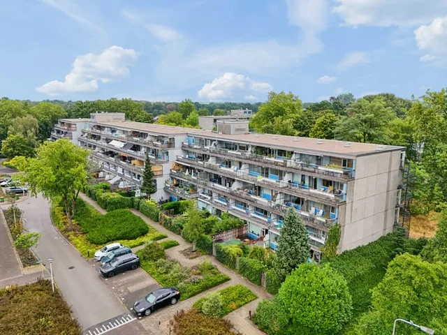 Dubbelhof 84