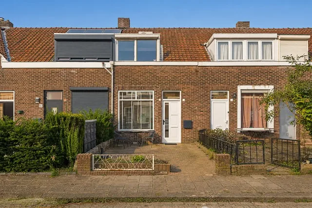 Outshoornstraat 84