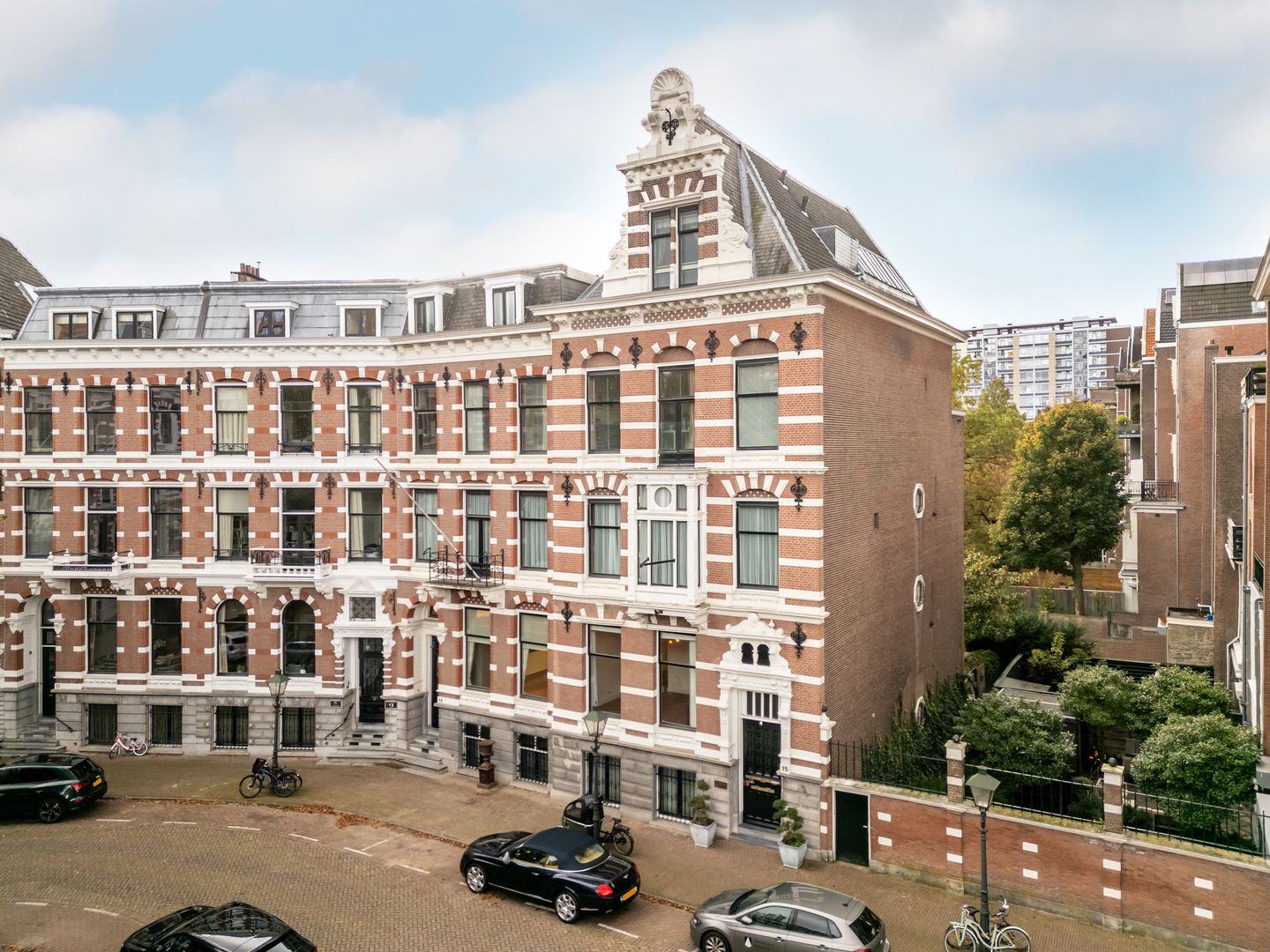 Koningin Emmaplein 15-B