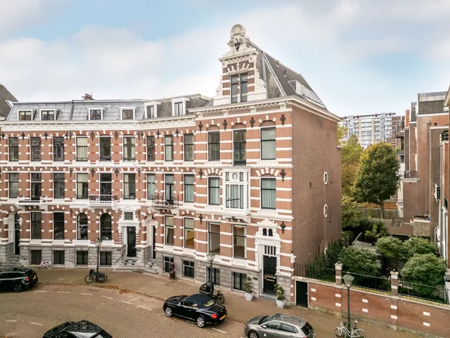 Koningin Emmaplein 15-B