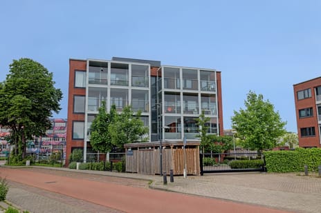 Binnen Parallelweg 24-A