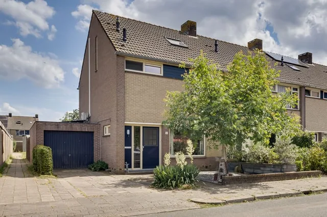 Voltairestraat 12