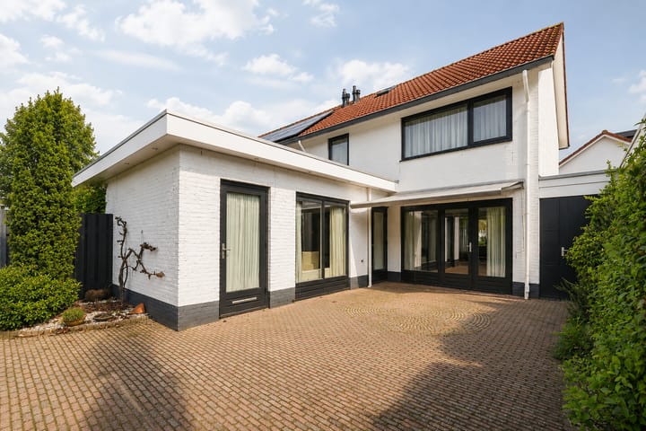 Willem Alexanderhof 37